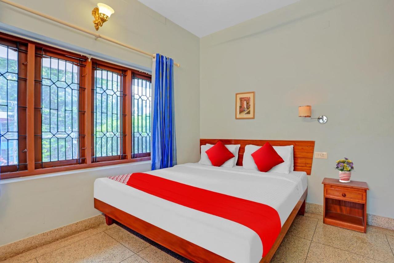 Flagship Hotel Adara Residency Thiruvananthapuram Eksteriør billede